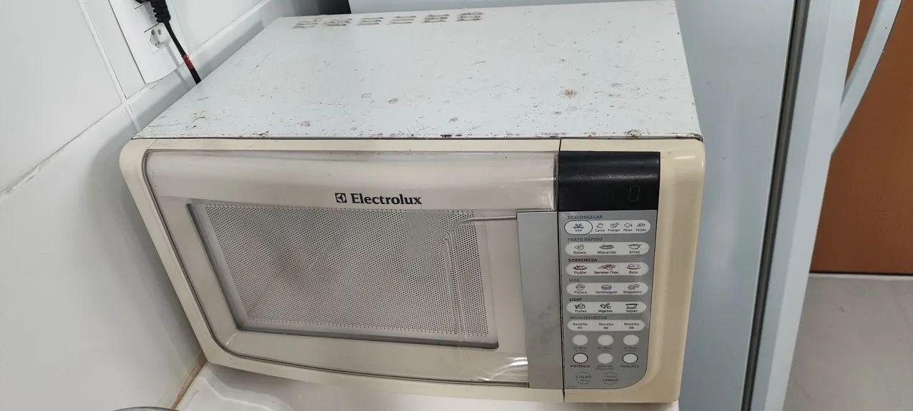 Microondas Eletrolux - Bem Conservado  - Foto 2