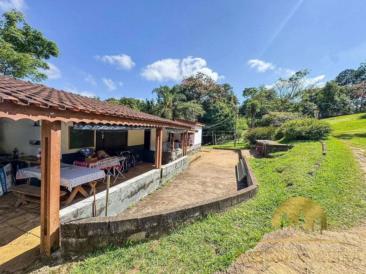 SÍTIO À VENDA EM PIRACAIA  BAIRRO CANEDOS