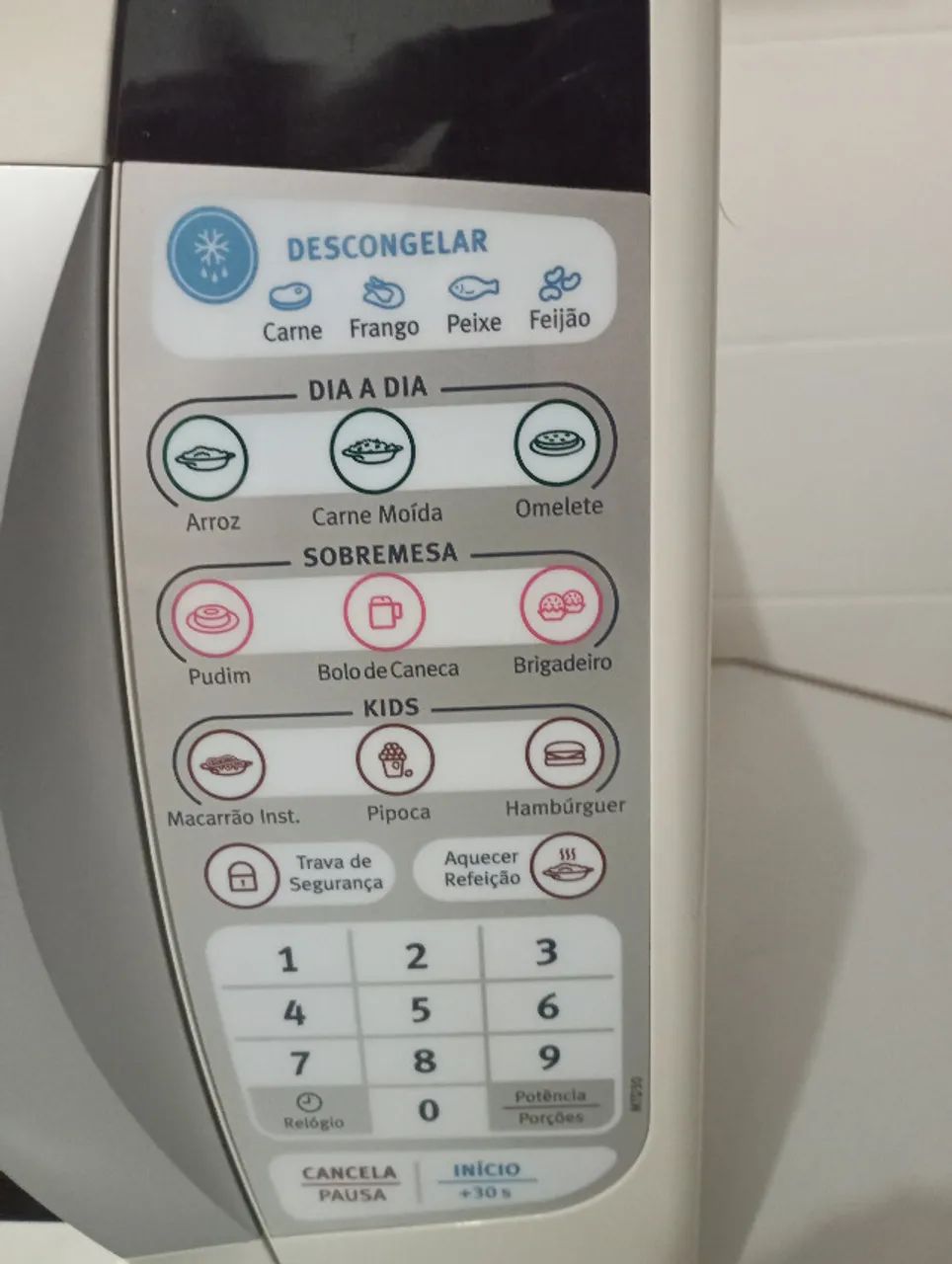 Micro-ondas Eletrolux MTD30 Branco 20 Litros Novissímo Lindo !!! - Foto 3