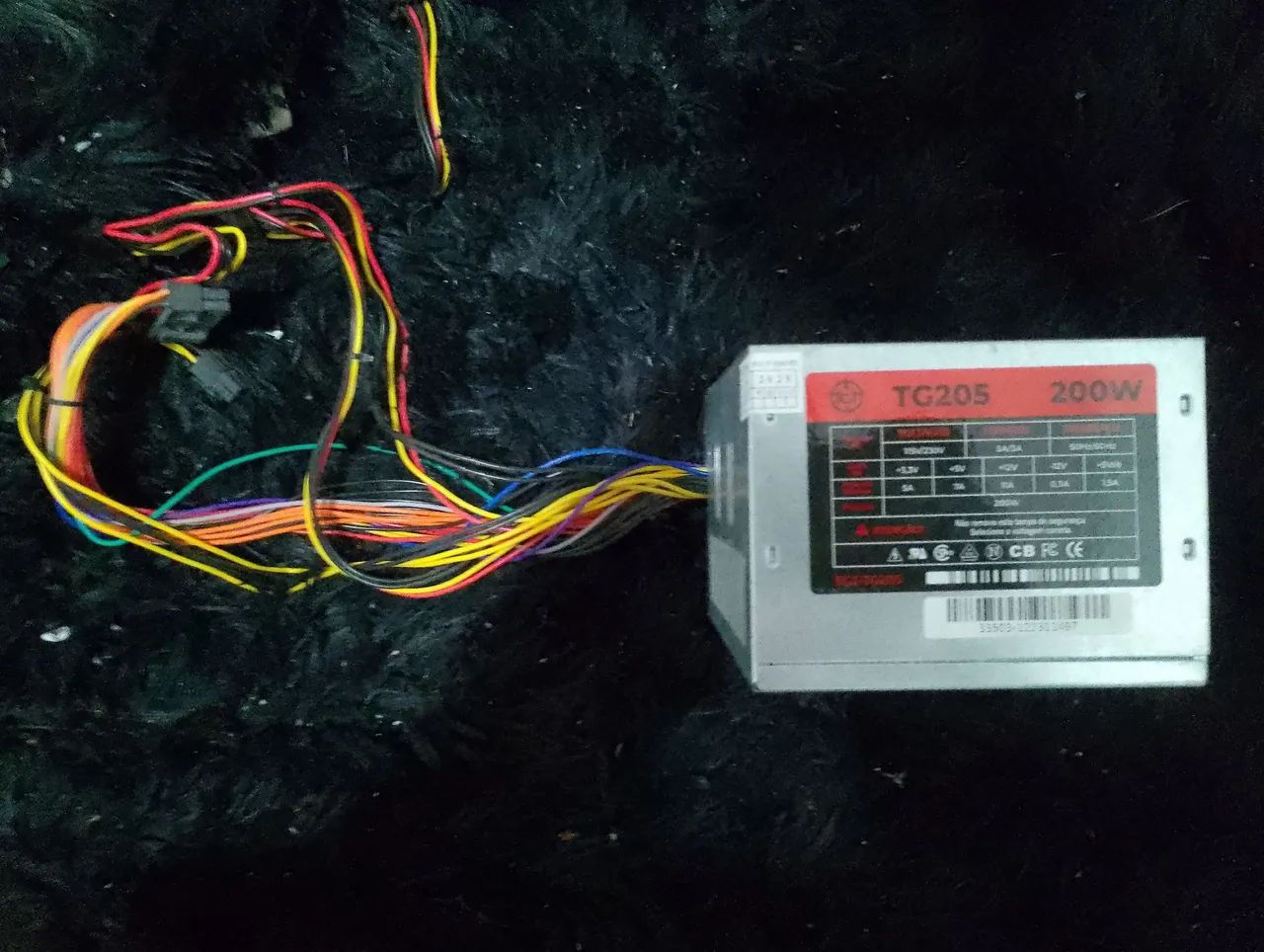 Fonte de PC 200W Funcionando
