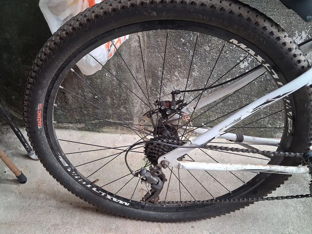Vende-se uma bicicleta  - Foto 3