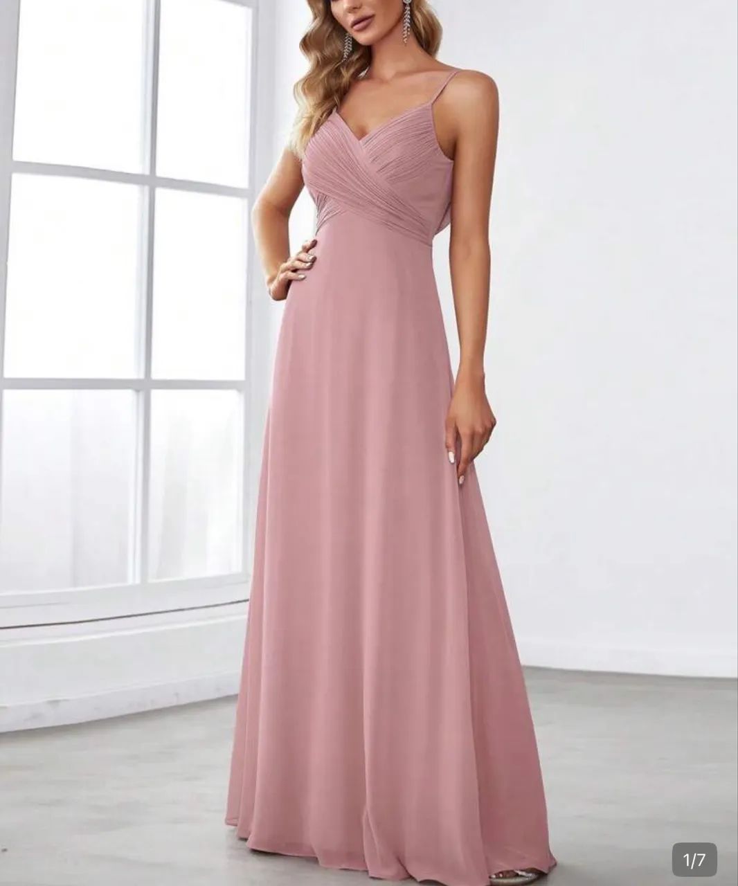 Vendo vestido de festa