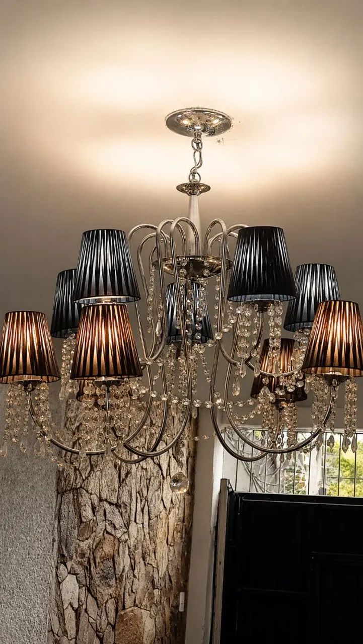 Lustre 10 arandelas com lampadas - Foto 2