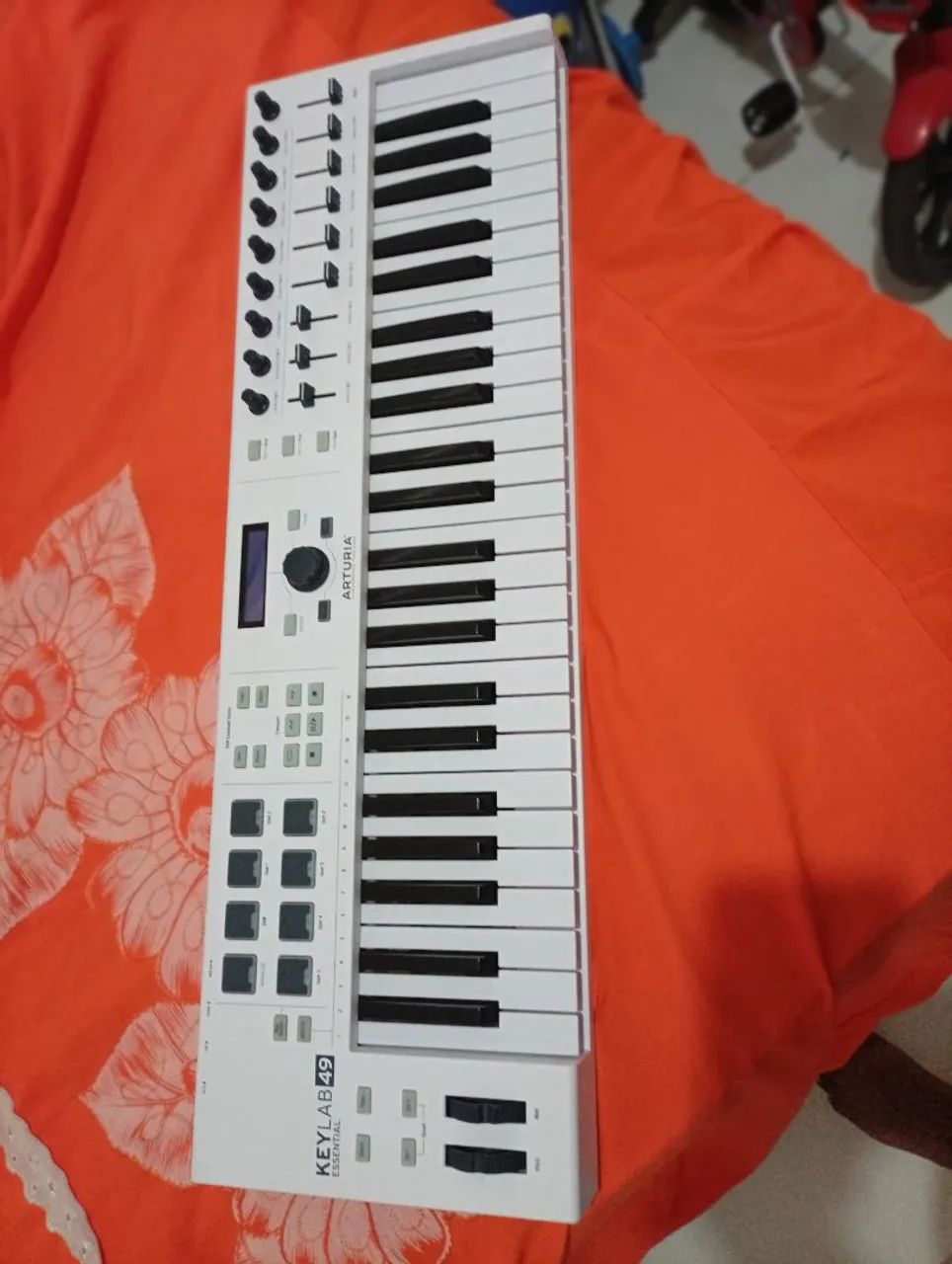 Teclado controlador ARTURIA KEYLAB 49  - Foto 2