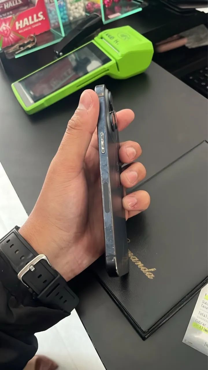 VENDO IPHONE 15 pro max 256gb leia tudo  - Foto 4