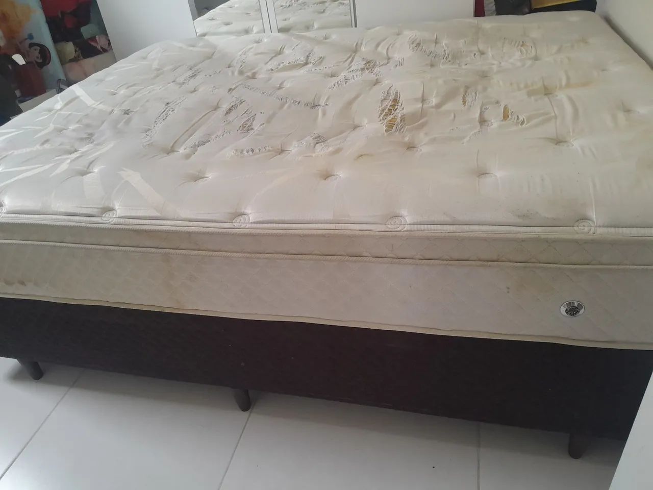 Base para box queem e colchão gratis - Foto 3
