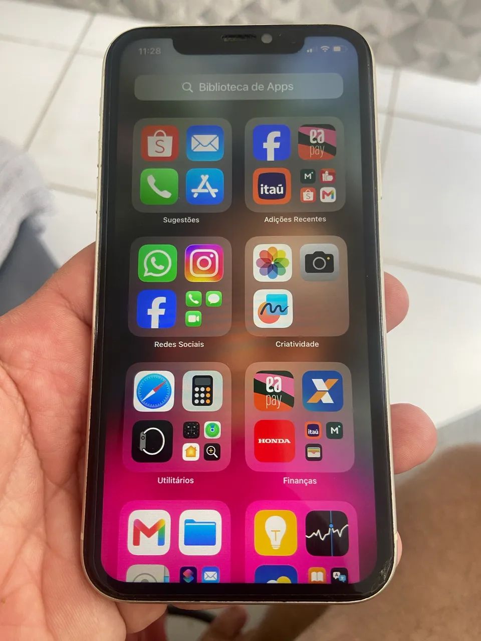 iPhone 11 64 gigas - Foto 3