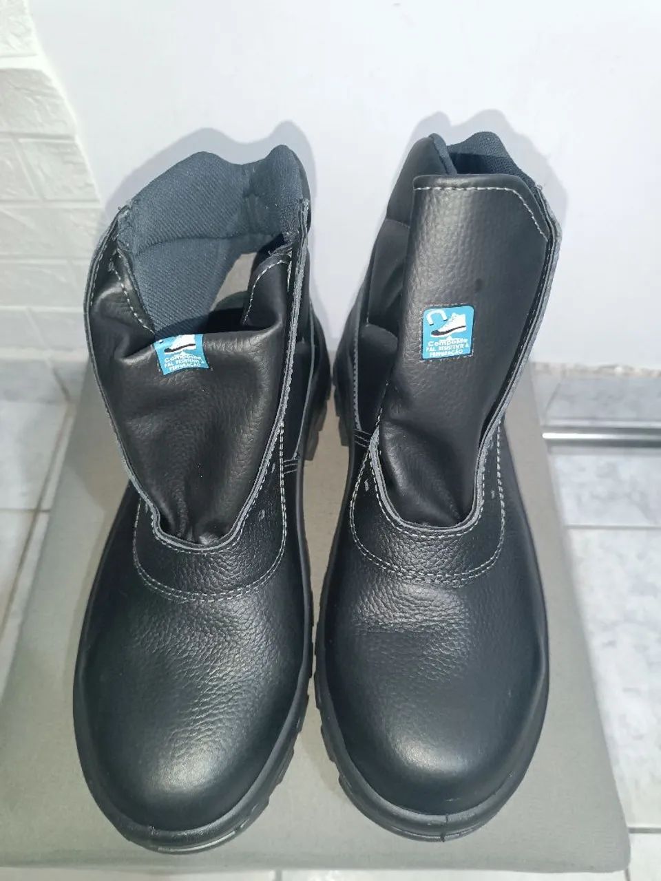 Bota preta