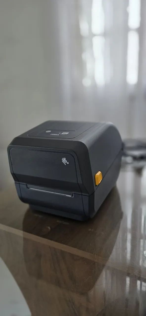 Impressora Térmica Zebra Zd220 com Papel e Ribbon