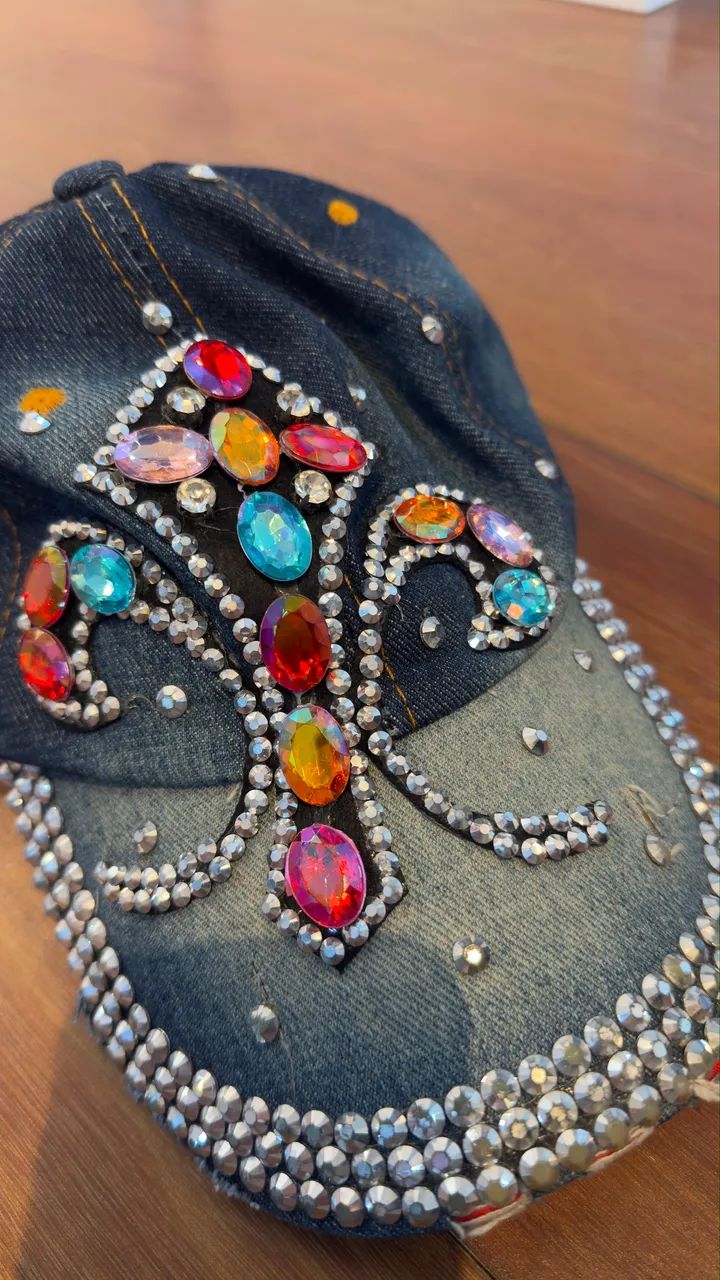 bone jeans com pedraria 