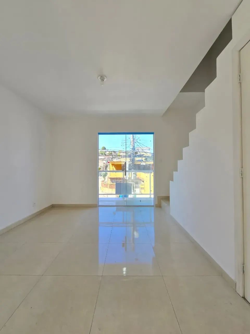 Casa triplex com 2 suítes próximo do centro de Belford Roxo - Foto 4