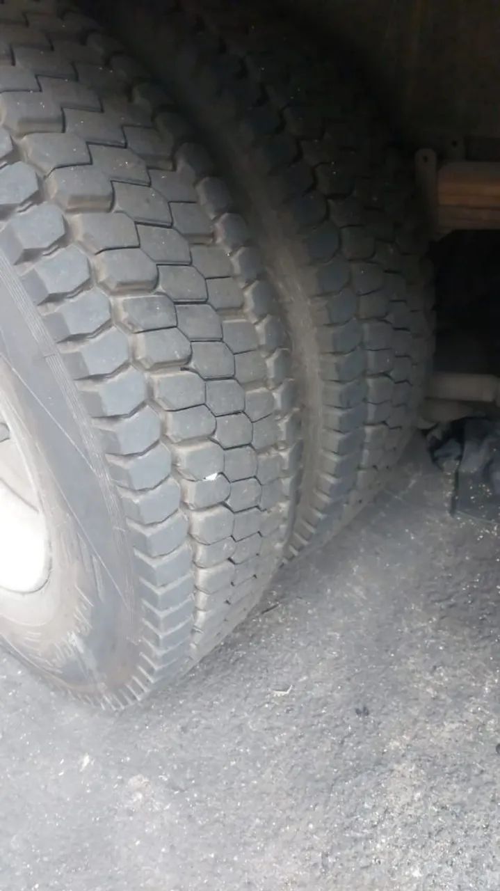 Ford cargo 1617 - Foto 4
