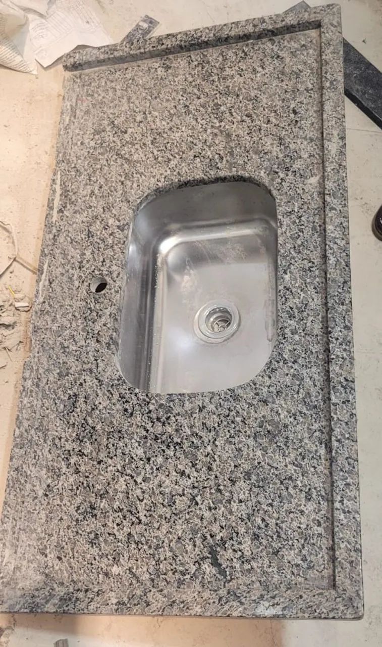 Pia em granito 1,20 x 0,60