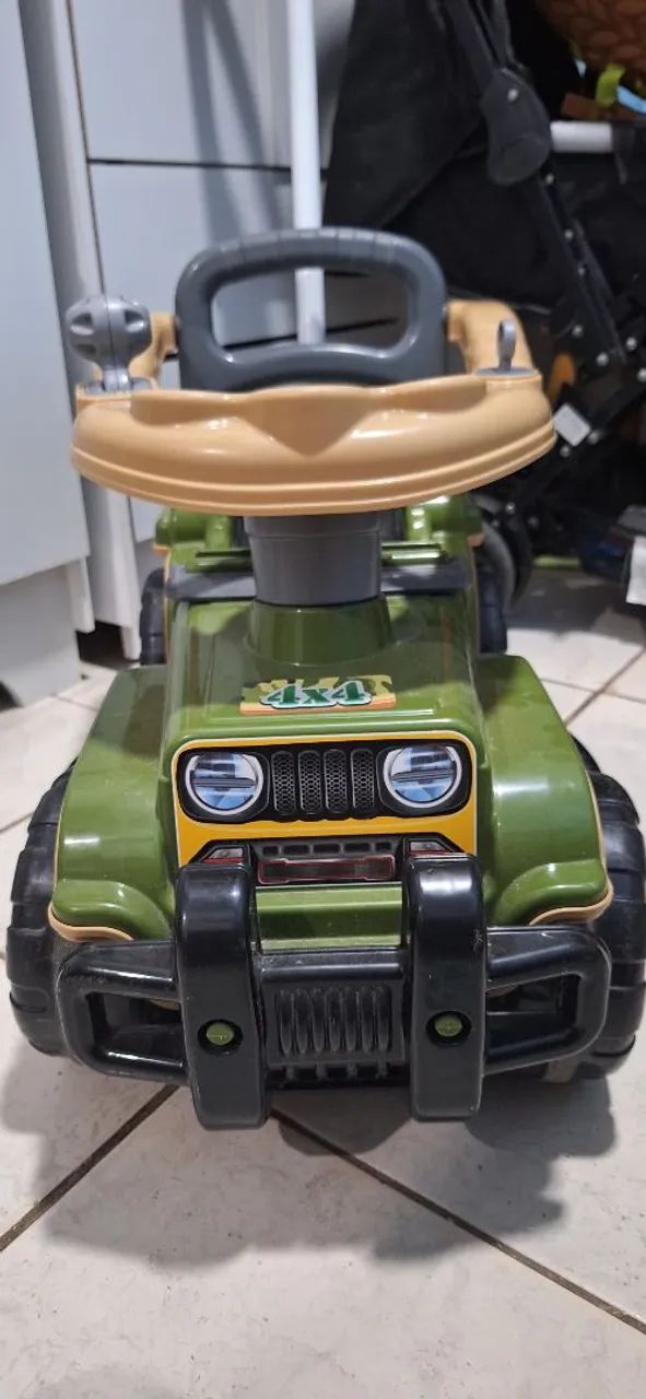 Carrinho de bebê e Quadriciclo  - Foto 3