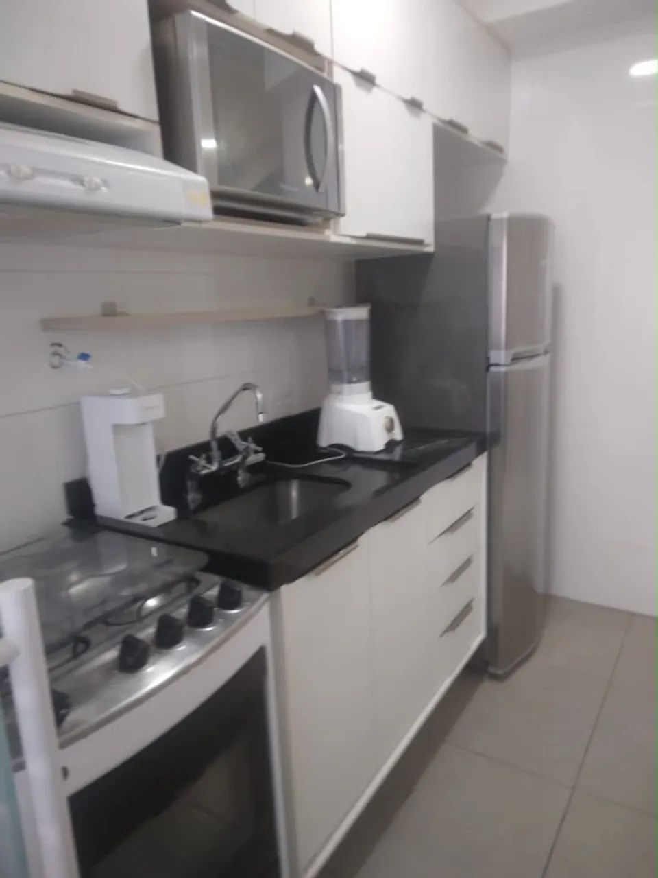 Kitnet/ Studio com 2 Quarto(s) e 2 banheiro(s) para Alugar, 49 m² por R$ 6122 / Mês