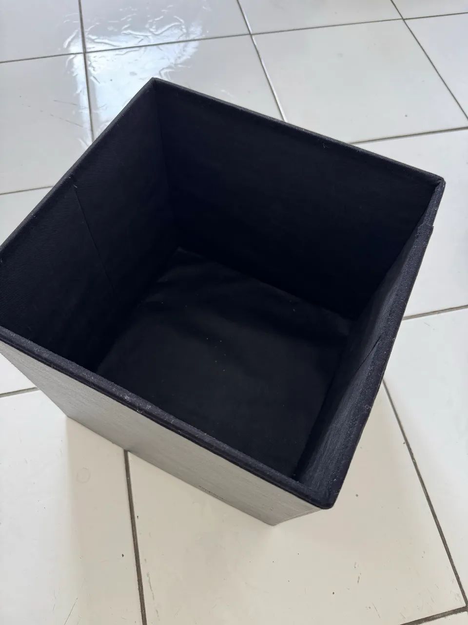 Pufe cinza (baú) - Foto 2