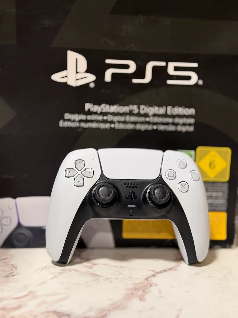 PS5 SLIM 1 TB - Foto 3