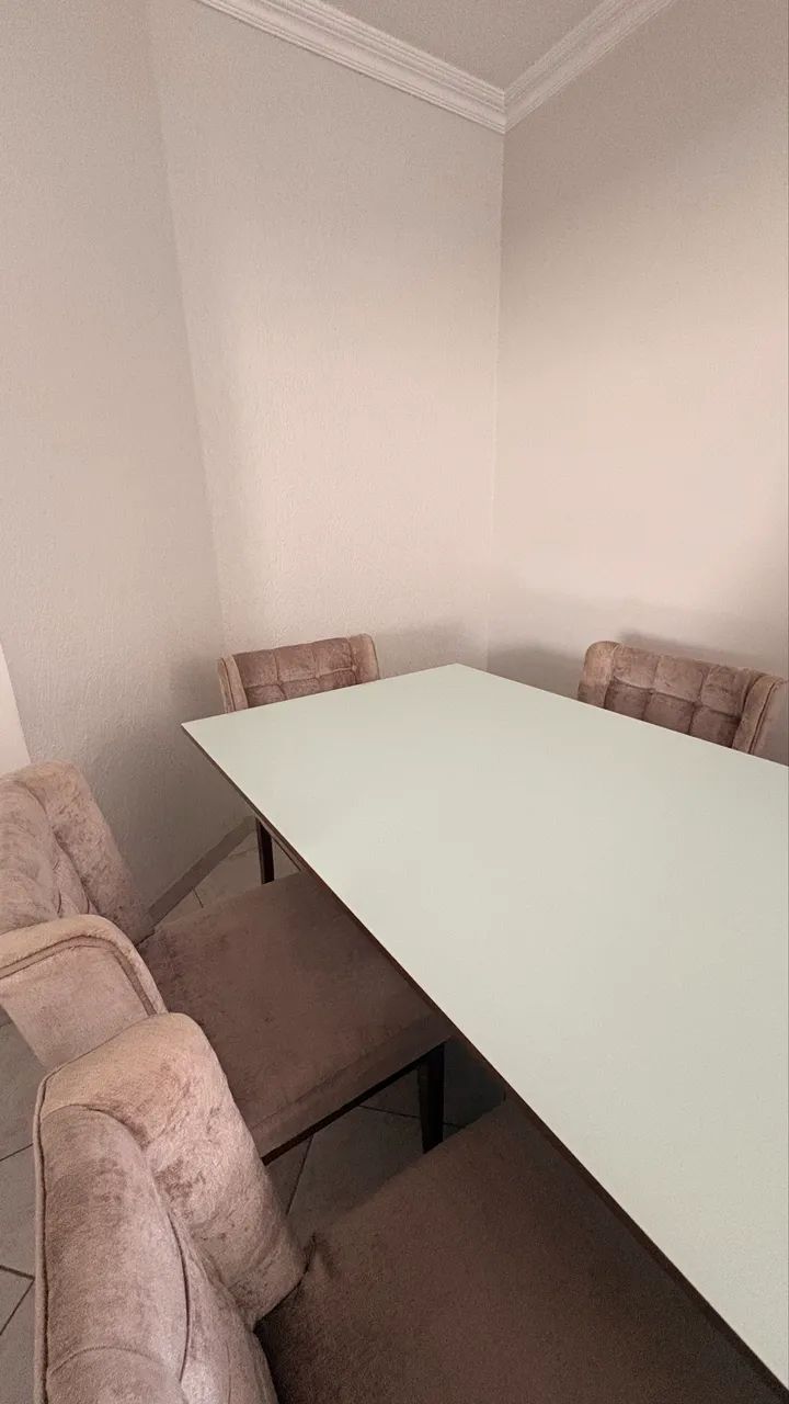 Mesa de jantar com 6 cadeiras poltronas  - Foto 2