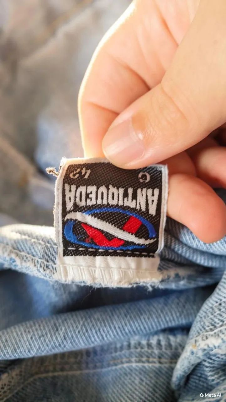 Jaqueta Jeans Antiqueda Vintage - Foto 3
