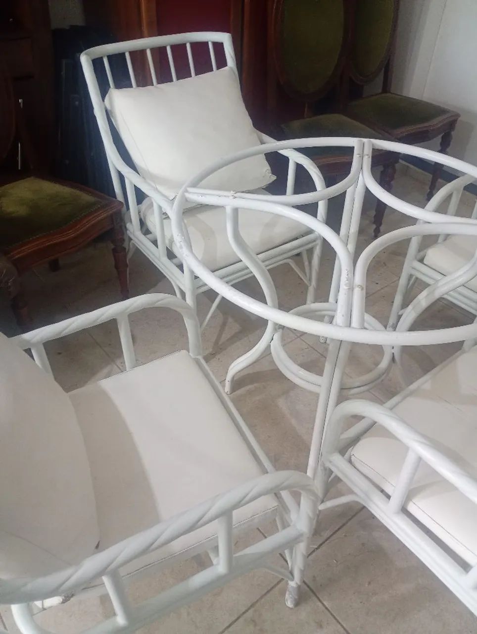 Mesa e quatro cadeiras em aluminio - Foto 2