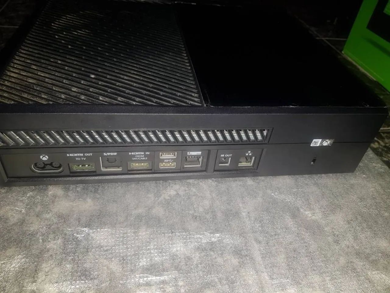 BOX ONE FAT, COM CONTROLE LICENCIADO HALL EFFECT, troco por Séries S com volta minha - Foto 4