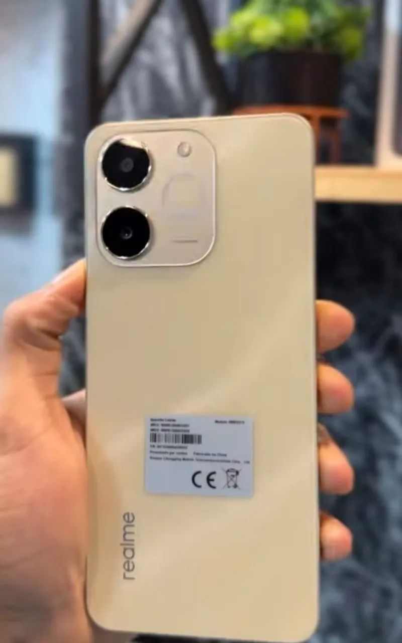 Celular Tooop - Note 70 Bom de memória 256GB/4Ram Dourado 