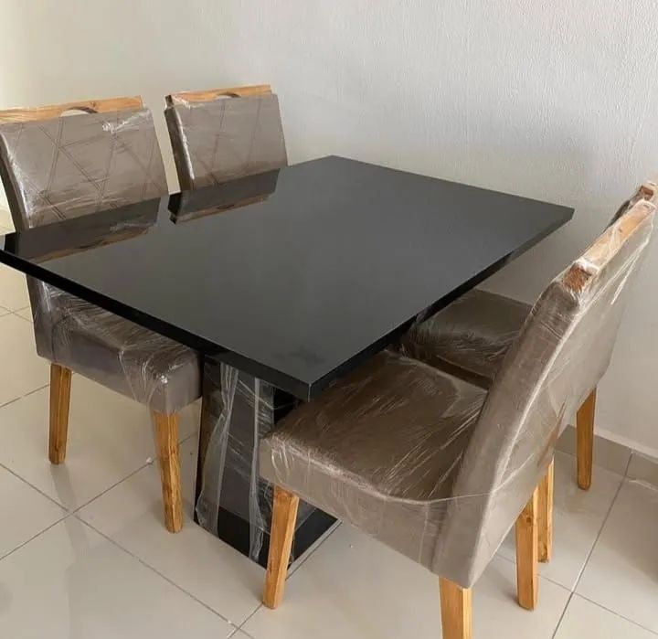 Conjunto de mesa de Jantar entrega e montagem grátis Peça já a sua. - Foto 3