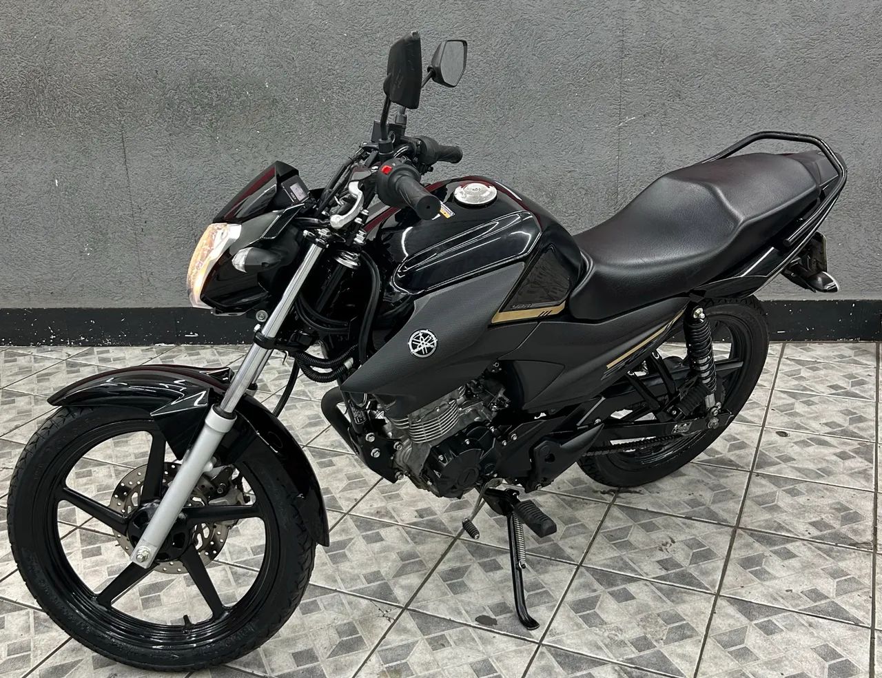 Yamaha YBR - Foto 3