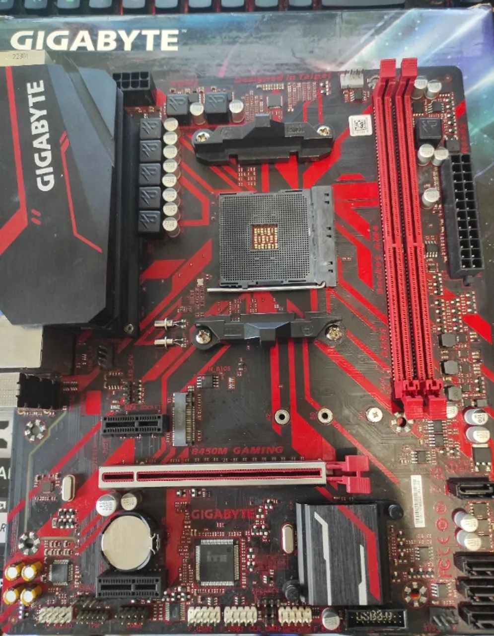 PLACA MÃE GIGABYTE B450M GAMING - Foto 2