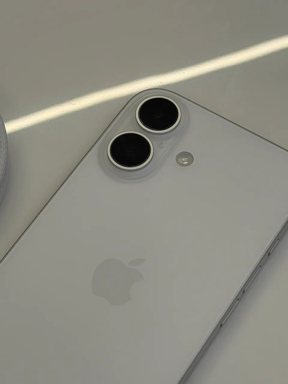 Iphone 16 Branco 128Gb - Foto 4