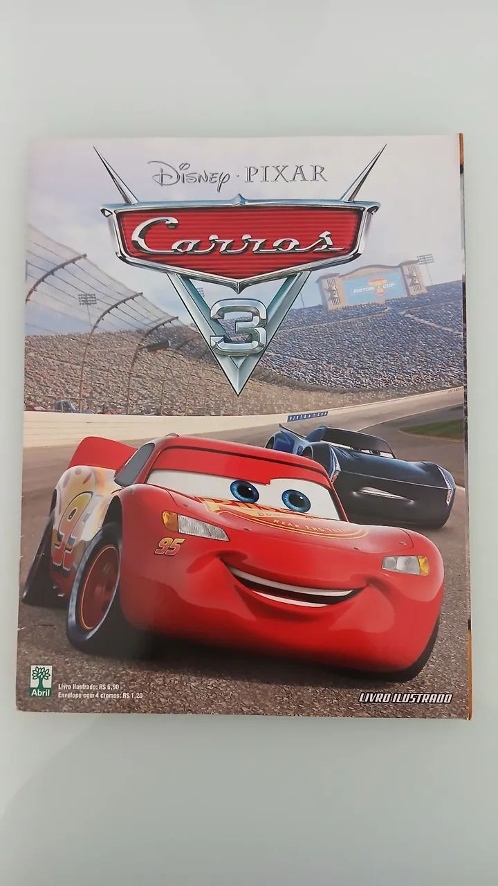 Álbum de figurinhas - Carros 3 da Disney Pixar