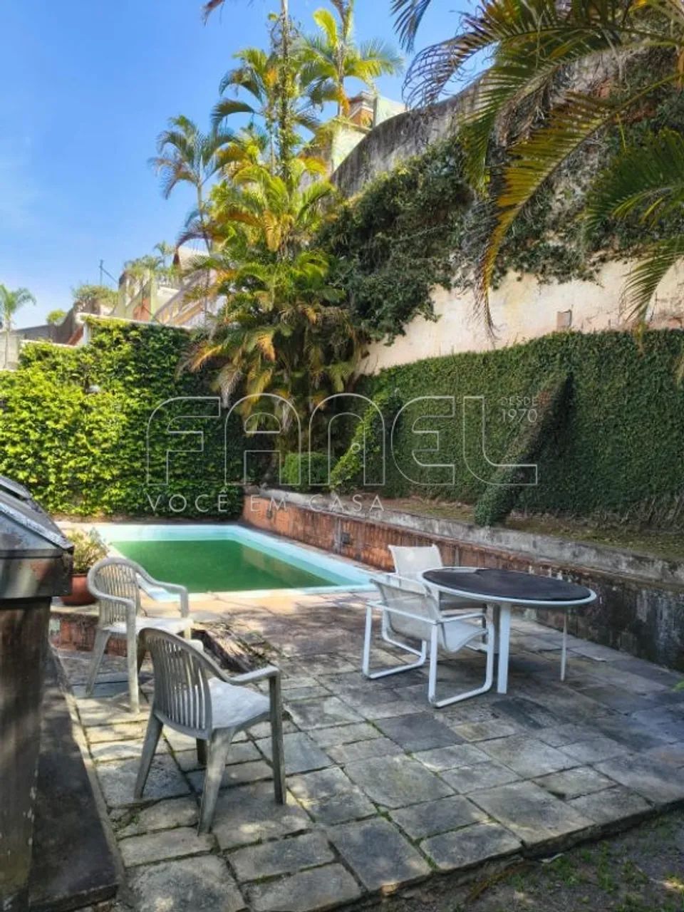 Casa em terreno com 438m², 3 vagas| Jardim Leonor. - Foto 4