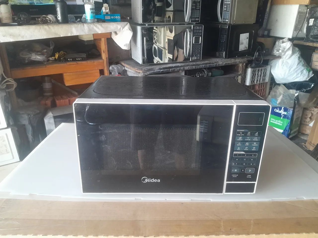 Micro-ondas midea usado com garantia  - Foto 4