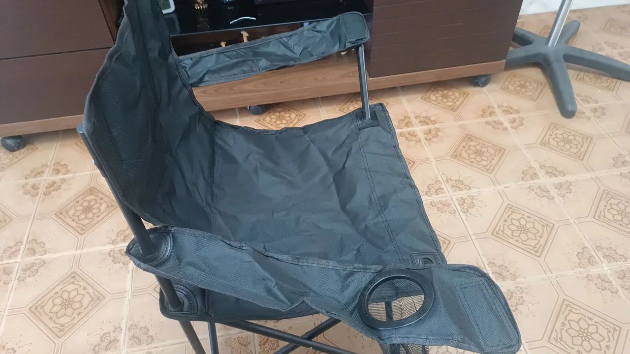 Cadeira dobrável leve  - Foto 5