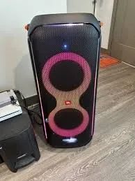 JBL PARTYBOX 710 - OPORTUNIDADE  