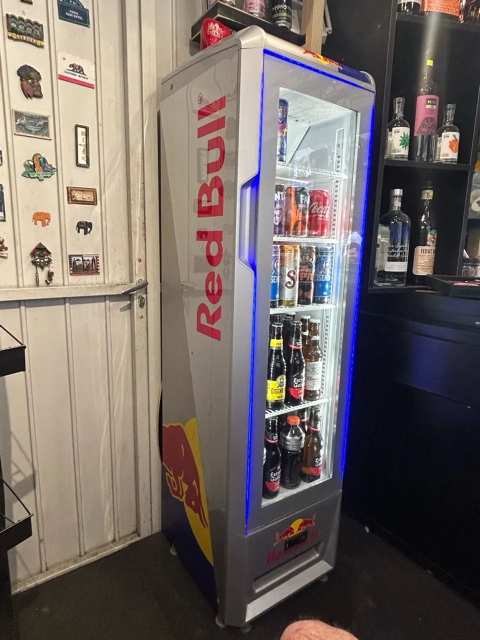 Expositor red Bull visa cooler  - Foto 2