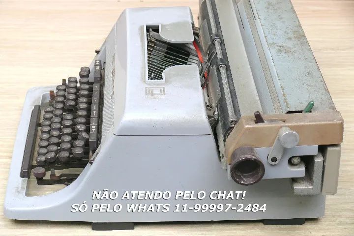 Máquina de escrever Olivetti LEIA o anúncio!