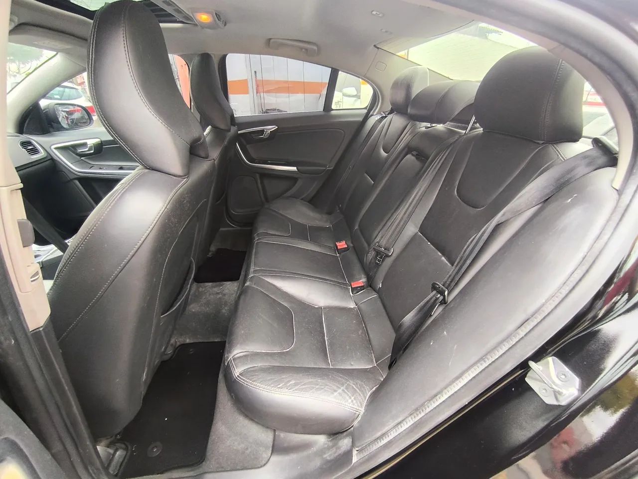 Volvo S60 T-4 MOMENTUM 2.0 190cv 4p, foto 13 de 18