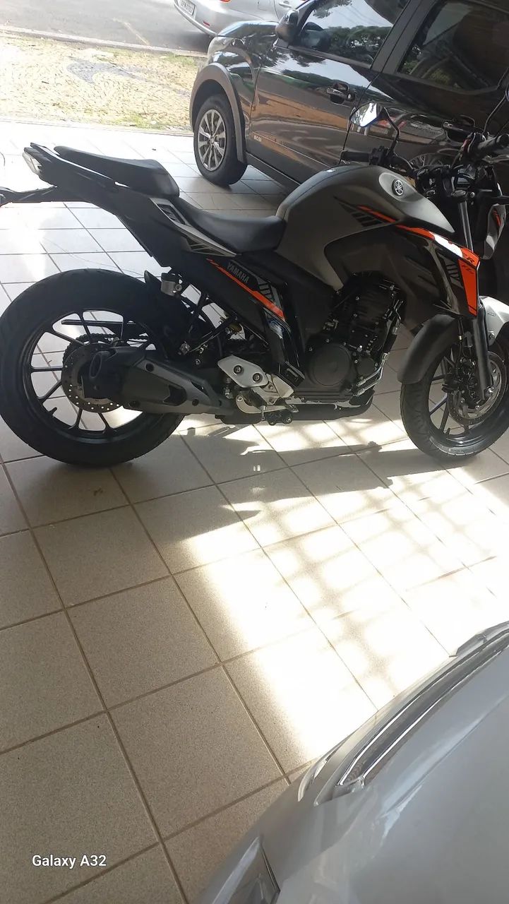 Fazer 250 connect 2025 com 350km - Foto 3