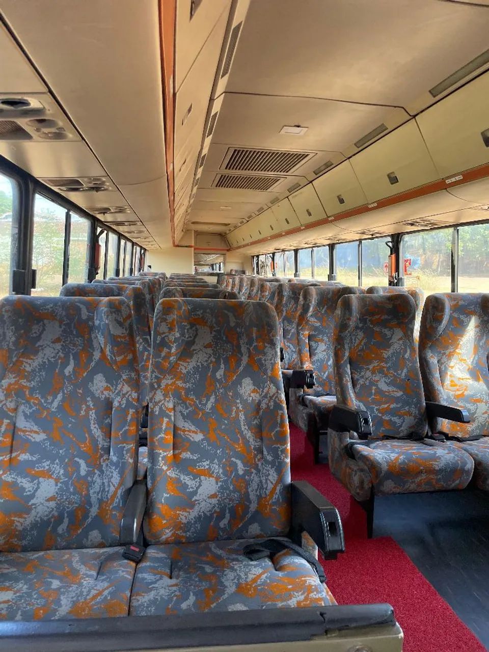 Ônibus com Ar condicionado  - Foto 4