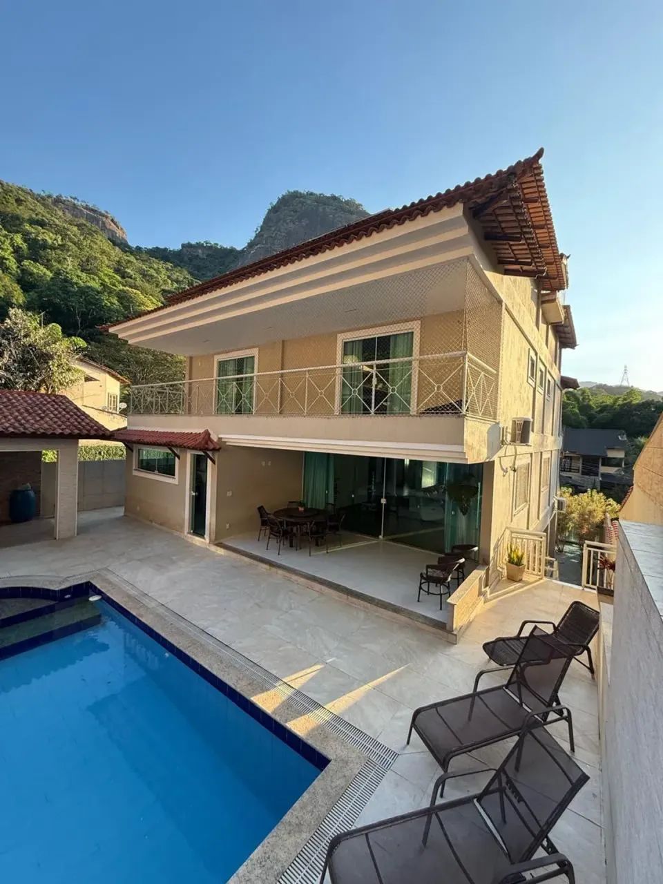 casa com placa solar, no Passaredo, com 4 suítes, piscina, churrasqueira e garagem para 4  - Foto 4