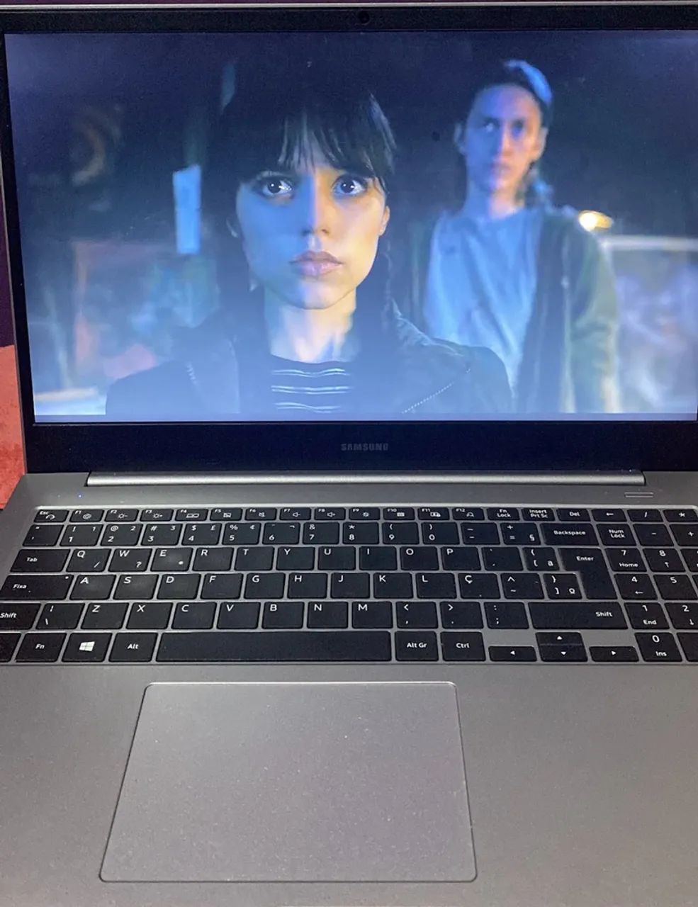 VENDE-SE NOTEBOOK SAMSUNG BOOK