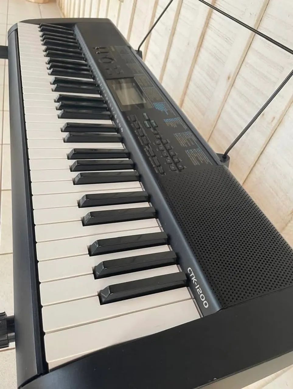 Teclado Casio CTK-1200