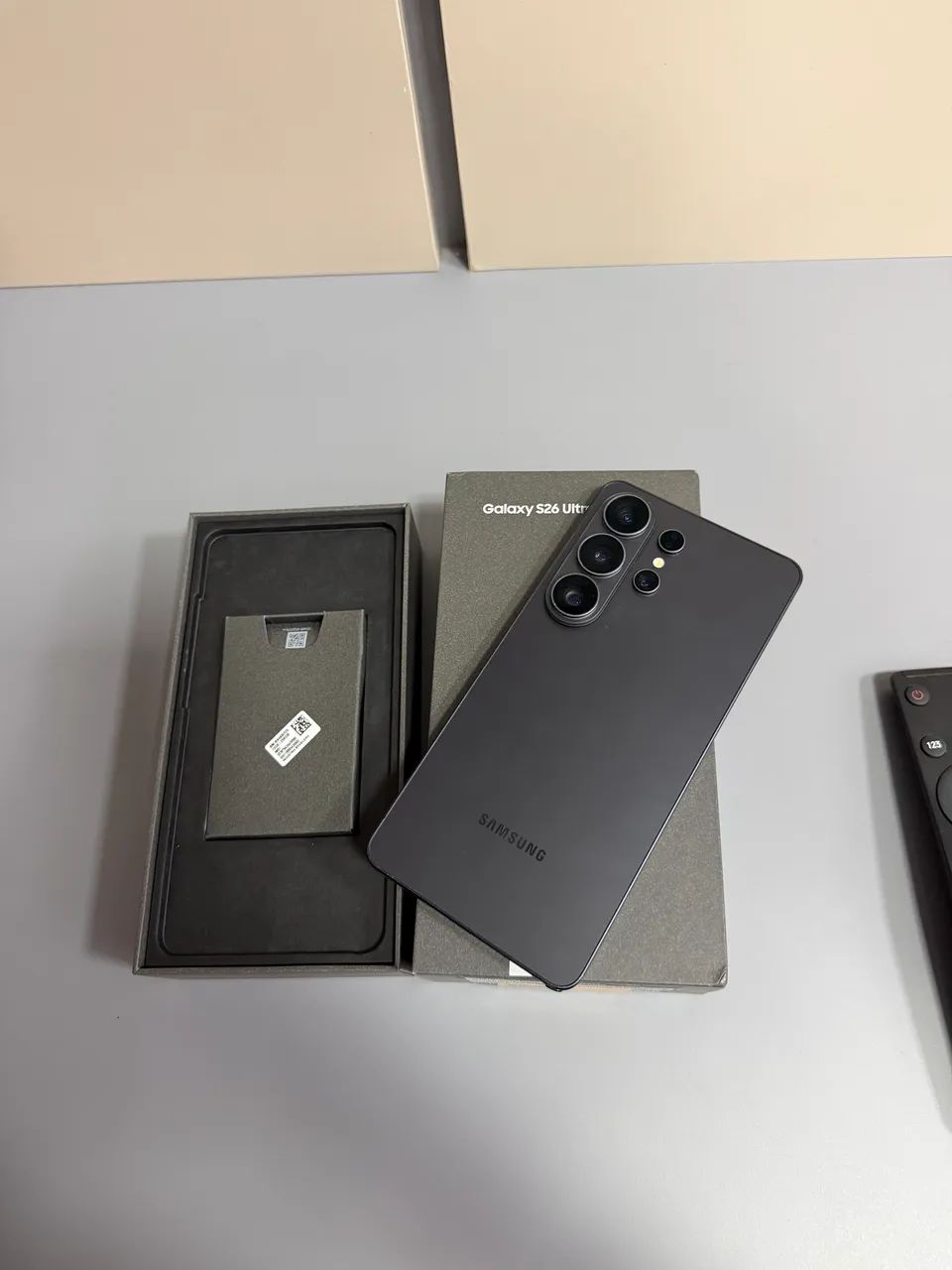 SAMSUNG S26 ULTRA 256GB COMPLETO