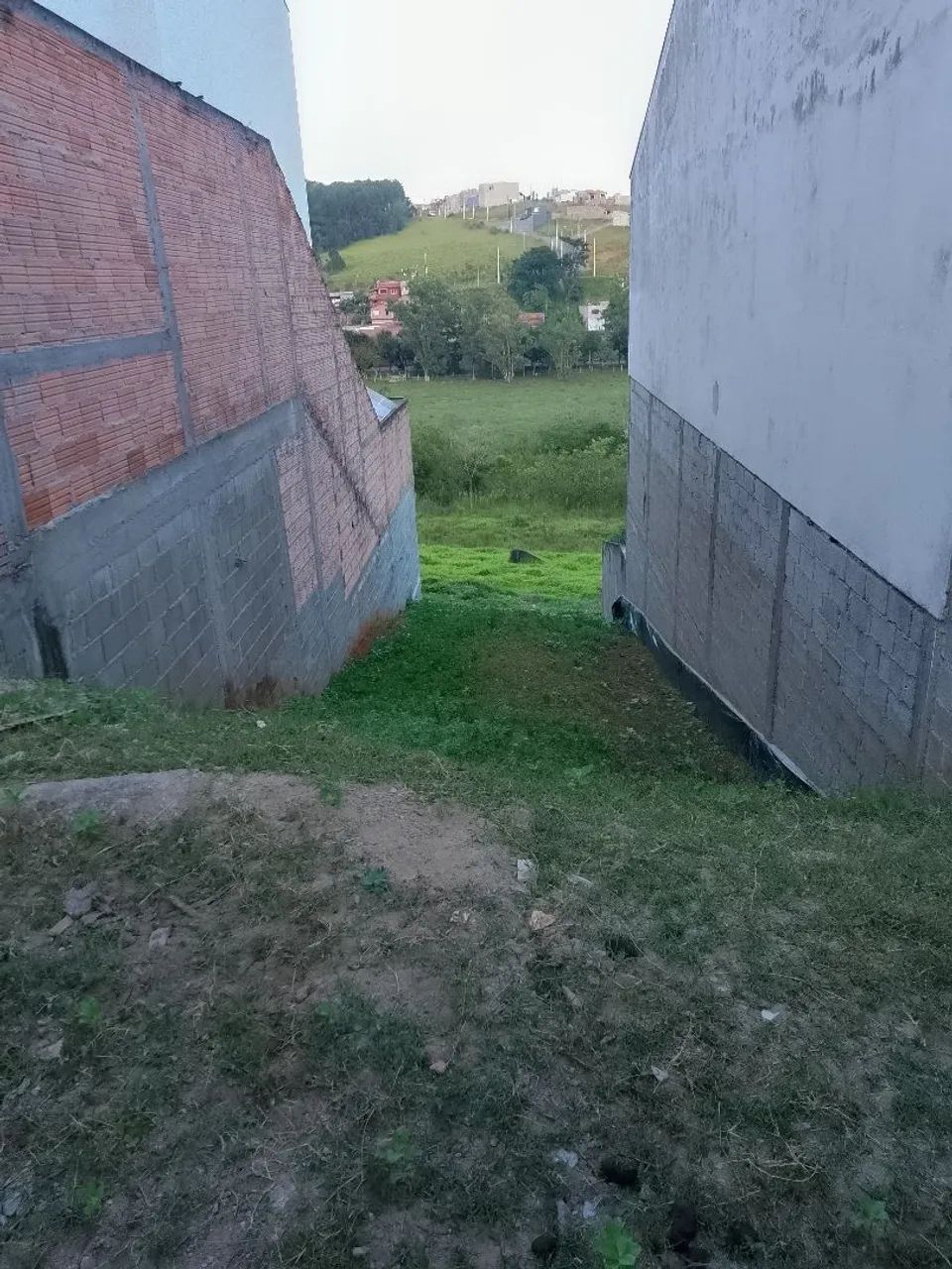 Meio lote bairro Soane Gomes