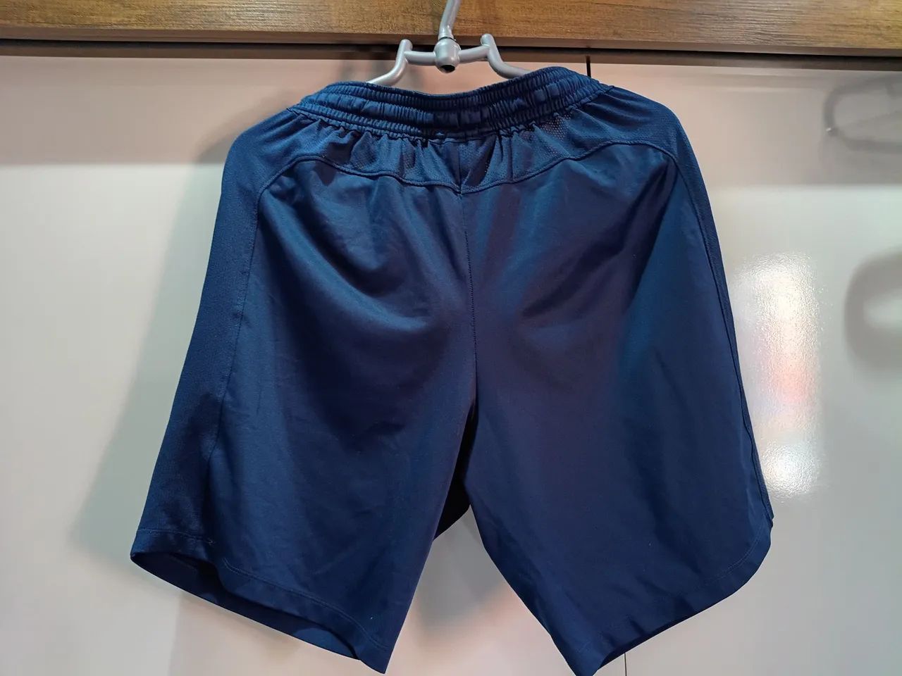 Bermuda Under Armour tamanho M - Foto 2