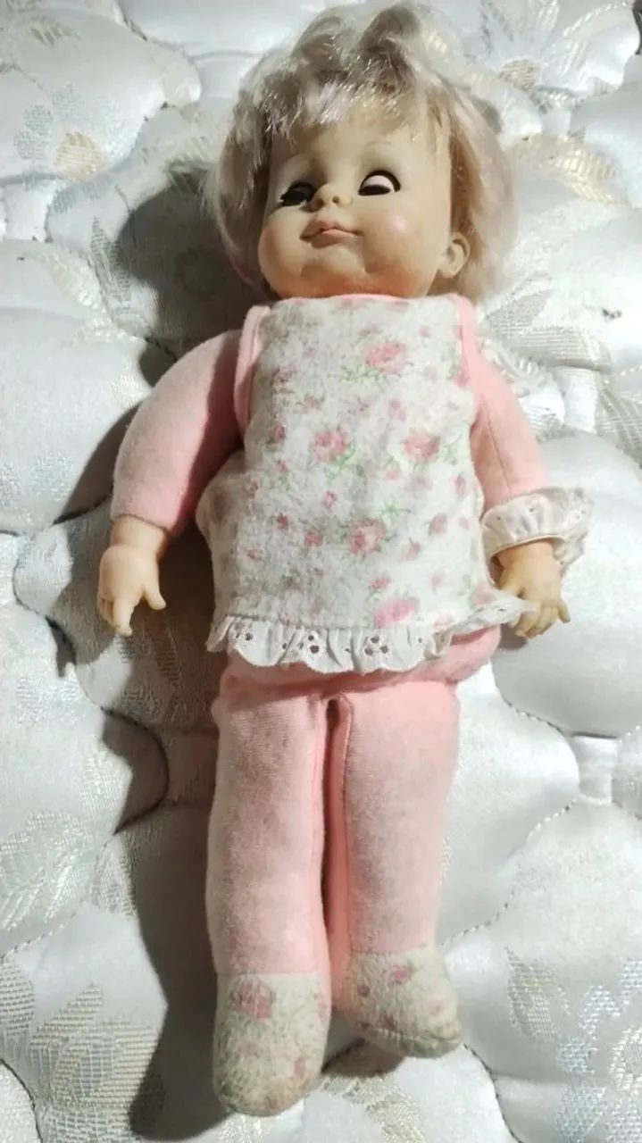 Boneca antiga 