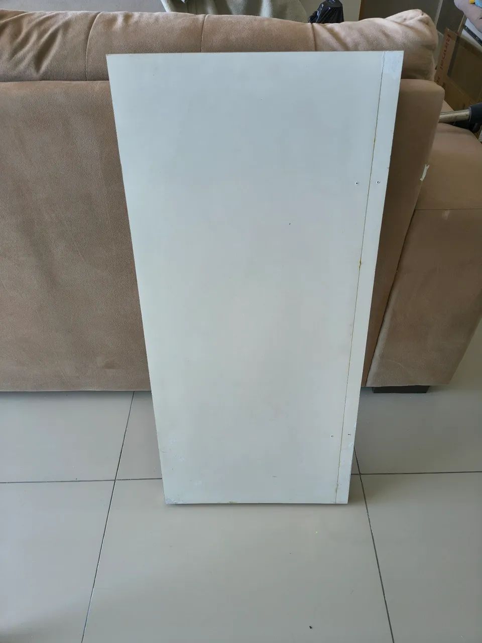 Prateleira em 2 cores: branco e amadeirado  - Foto 4