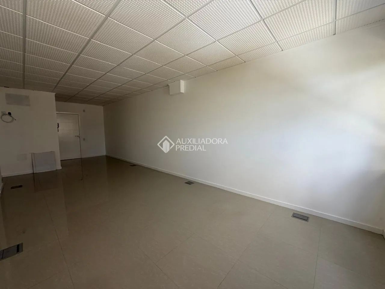 Sala comercial à venda no Itacorubi - Foto 4