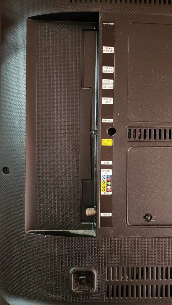 Smart TV Samsung 4k de 40 polegadas (com defeito) - Foto 3